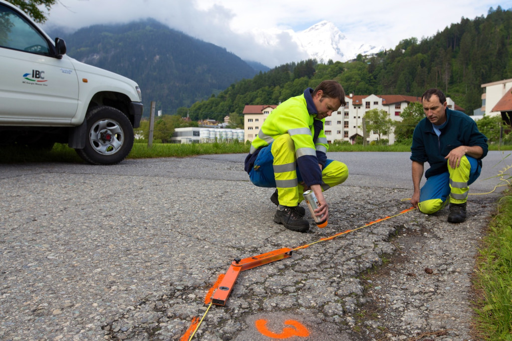 Thusis, conduite d'alimentation en gaz naturel, marquages