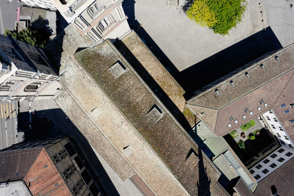 Photo aérienne du Grossmünster à Zurich, HMQ AG