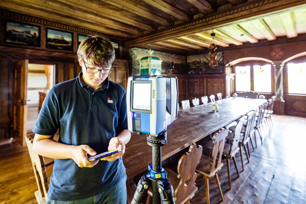 Gianmarco Kunfermann, formation pratique, HMQ AG