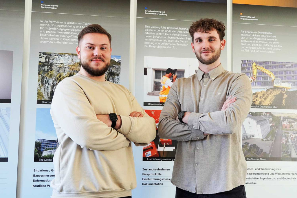 Bienvenue dans l'équipe : Benjamin Patt (à droite), responsable de secteur, et Dino Zukic (à gauche, le « nouveau » dans l'équipe de la conservation des preuves).