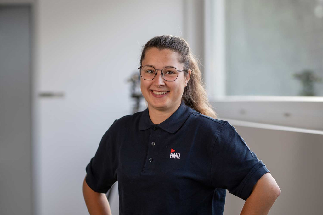 Flavia Cabernard, apprentie géomaticienne CFC, HMQ AG