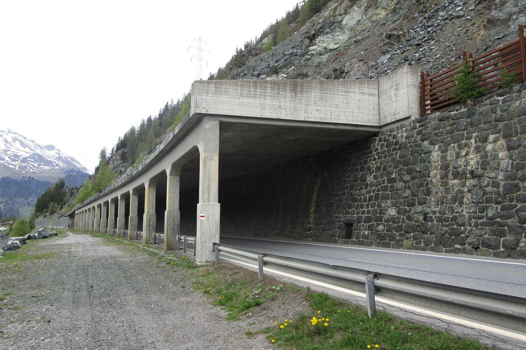 Infrastructure, HMQ AG